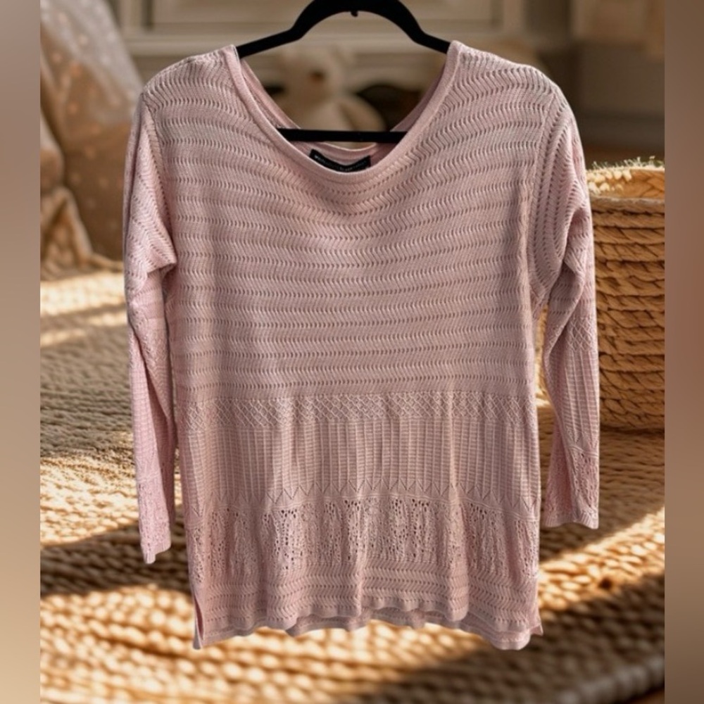 White House Black Market Blush Knit Sweater - Picture 2 of 9